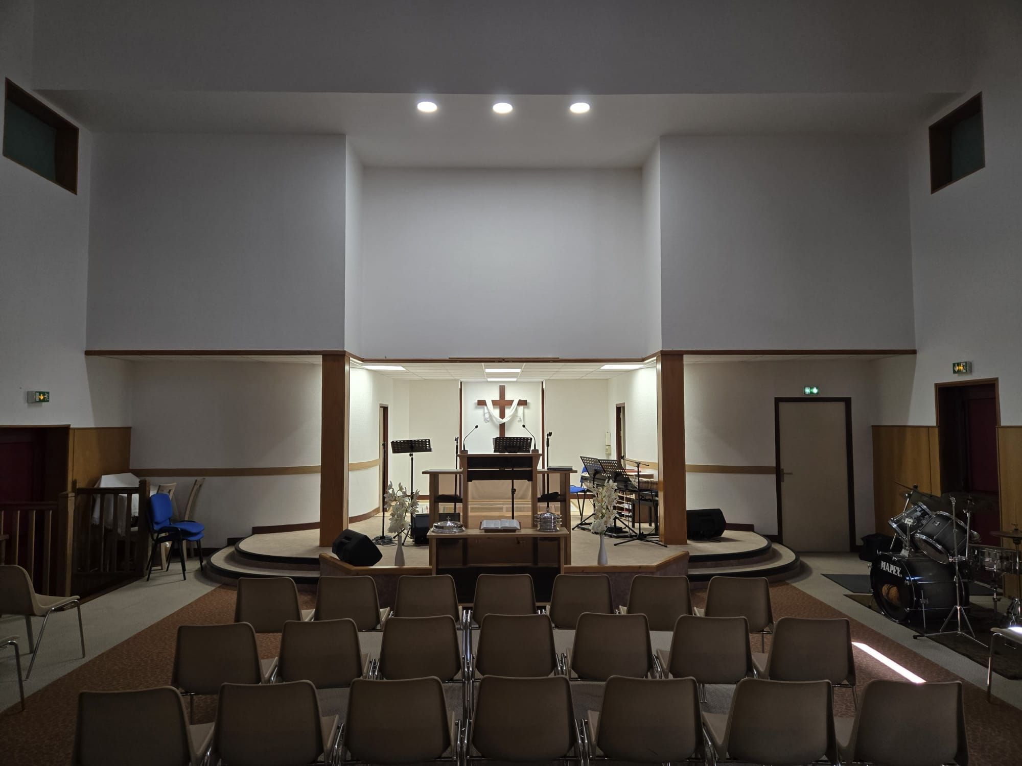 Rénovation de faux plafond et isolation d'une église à Vauréal — photo 10