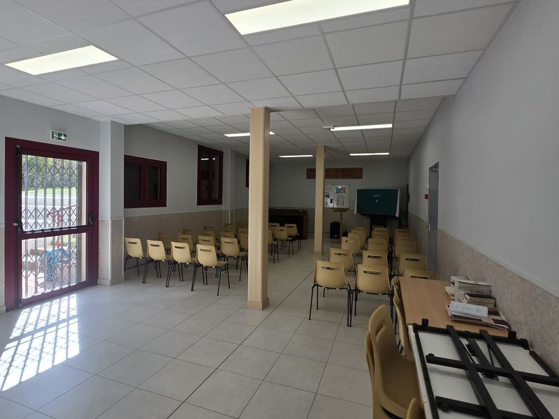 Rénovation réalisée par Chantiers Express à Vauréal — Rénovation de faux plafond et isolation d'une église à Vauréal
