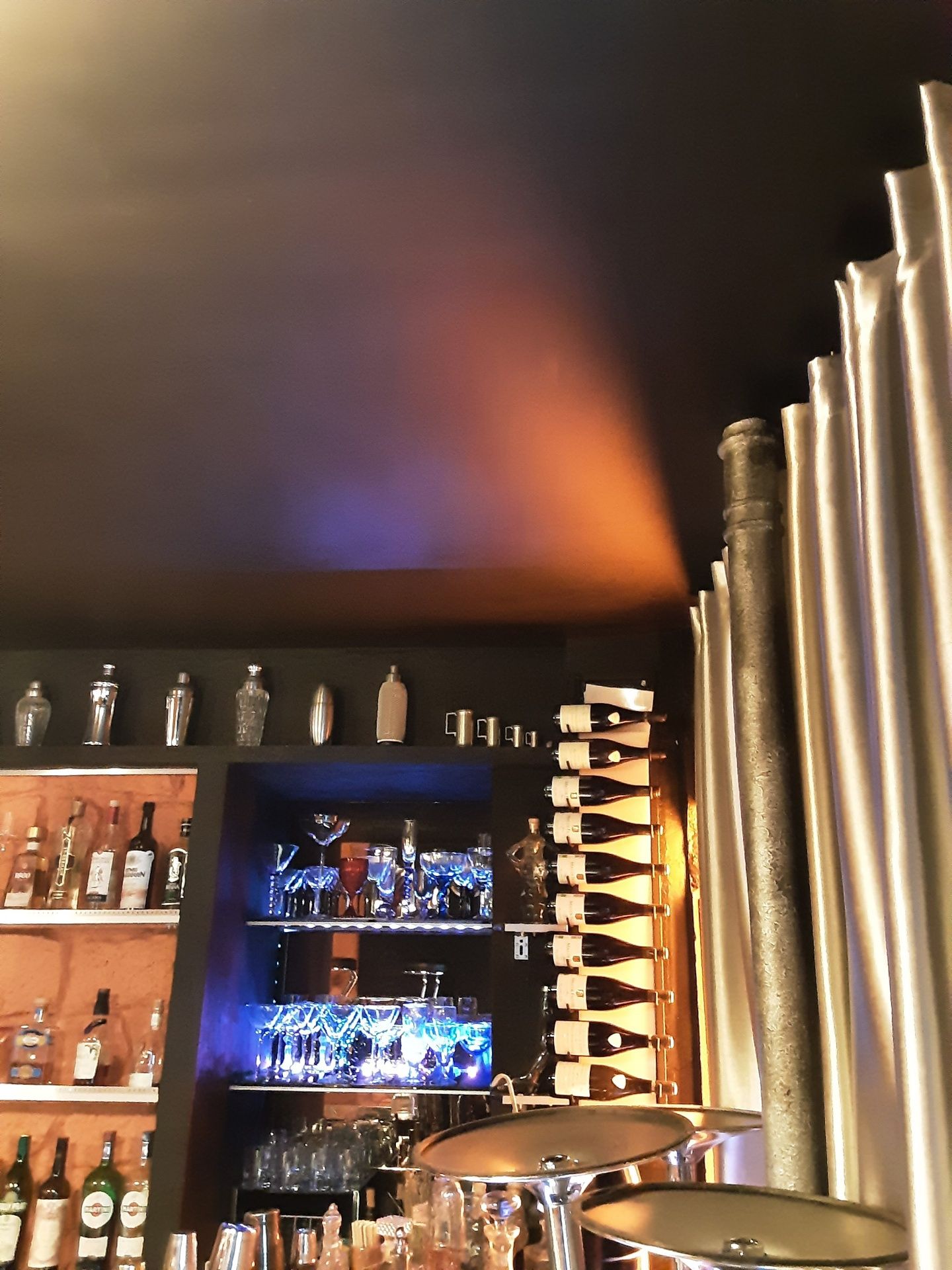 Rénovation acoustique d'un bar à Paris — photo 2